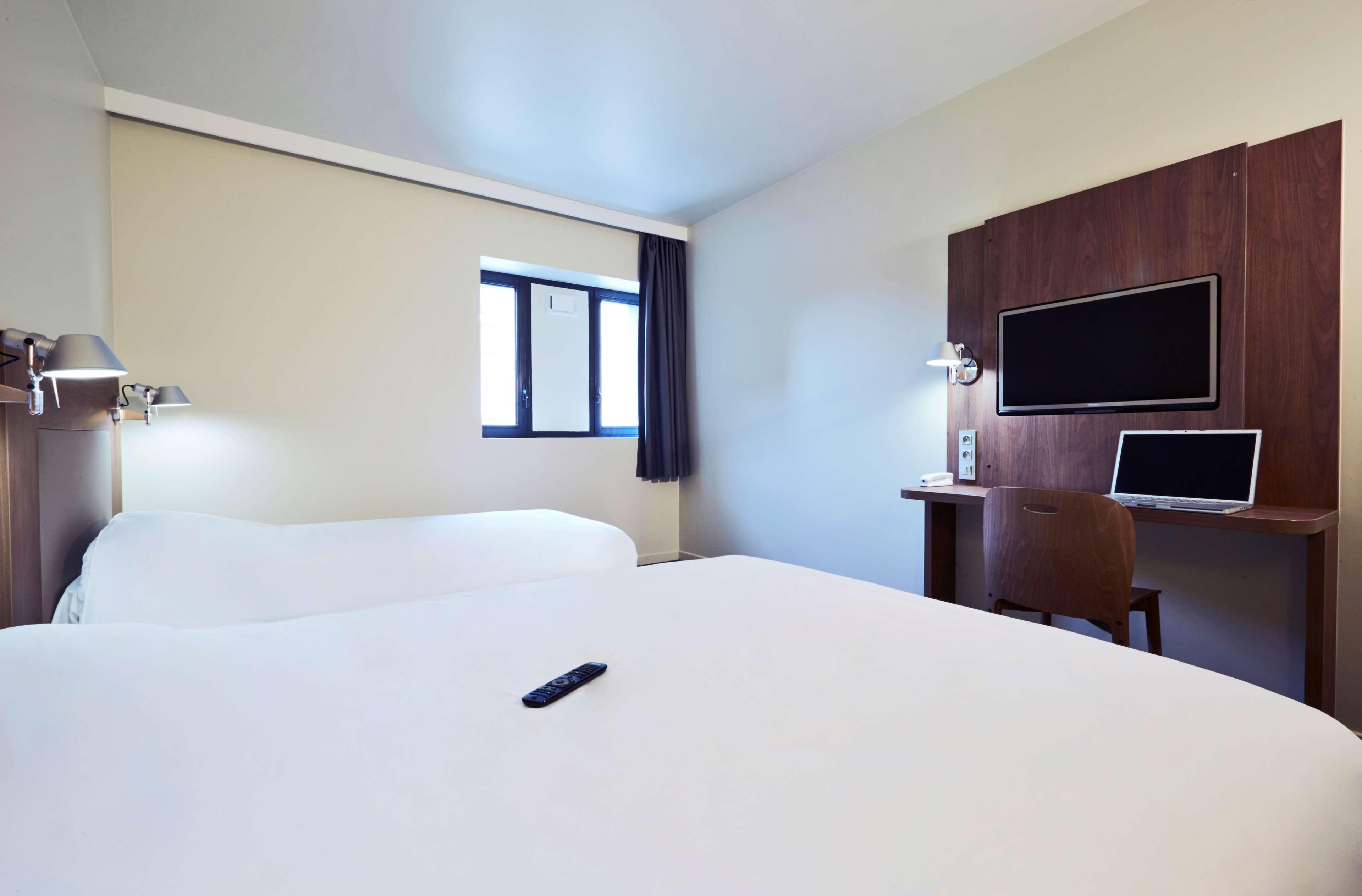 Campanile Nancy Centre - Gare Hotel Ngoại thất bức ảnh