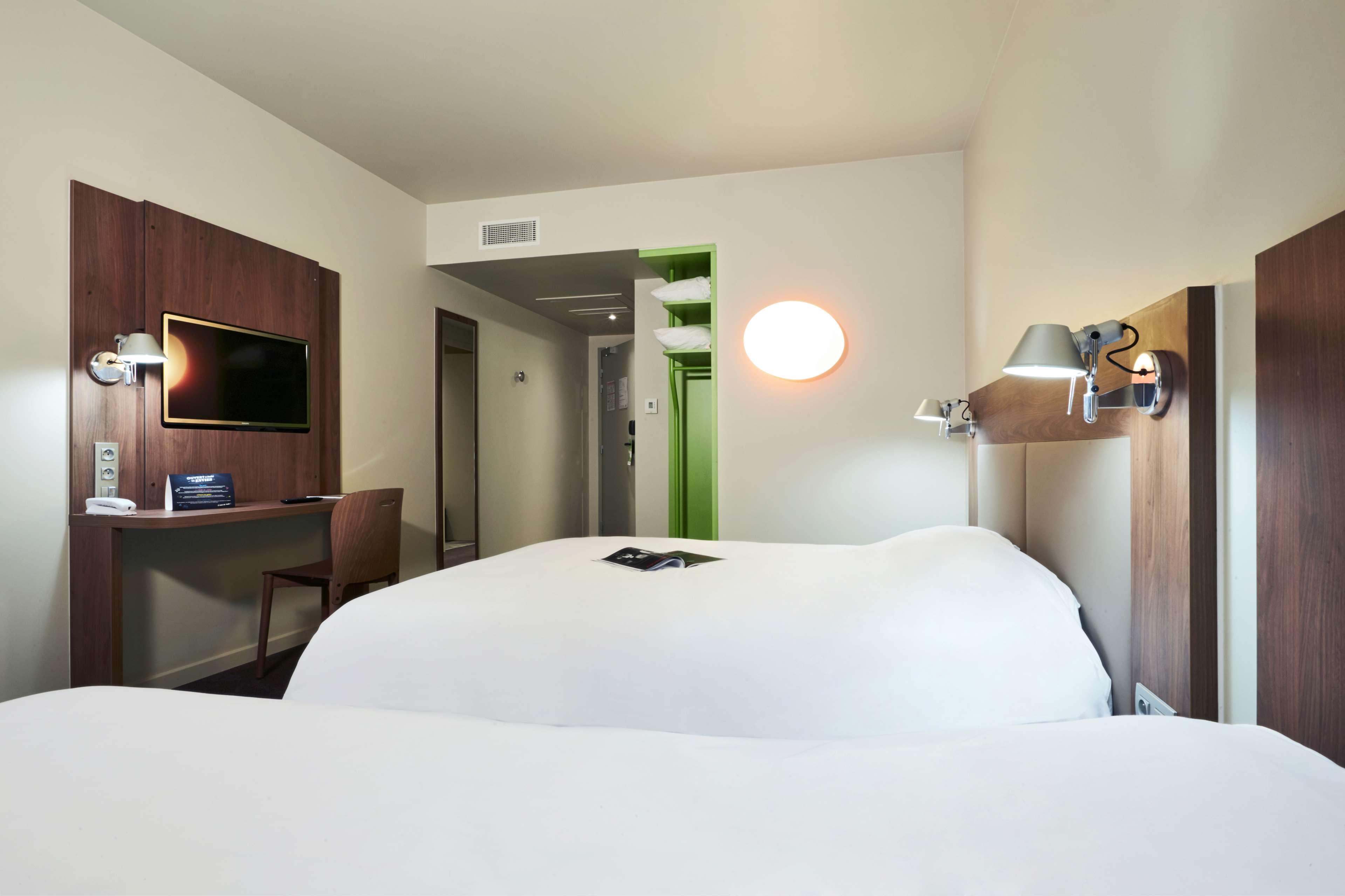Campanile Nancy Centre - Gare Hotel Ngoại thất bức ảnh