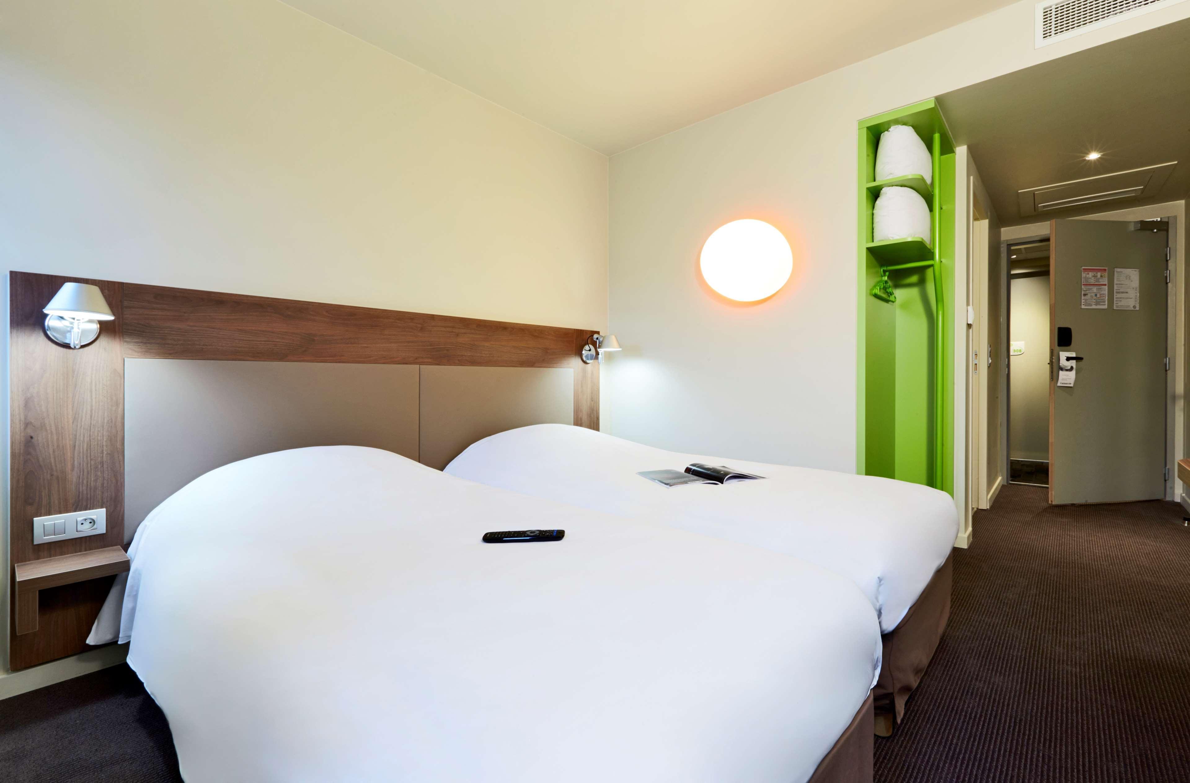 Campanile Nancy Centre - Gare Hotel Ngoại thất bức ảnh