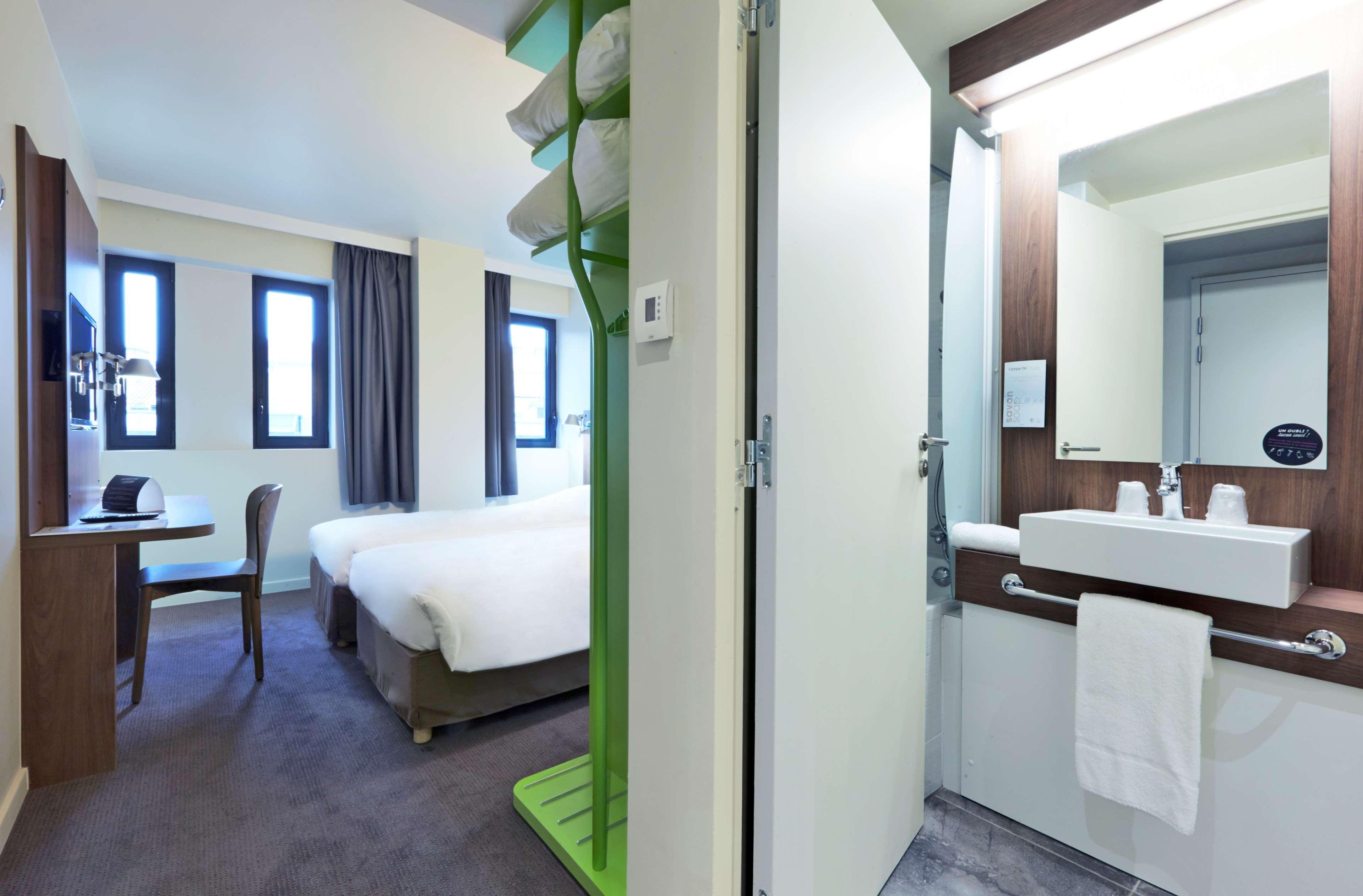 Campanile Nancy Centre - Gare Hotel Ngoại thất bức ảnh