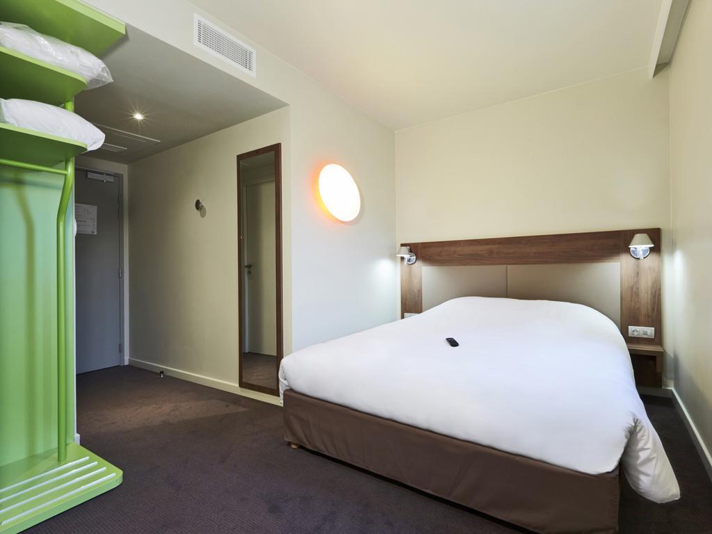 Campanile Nancy Centre - Gare Hotel Ngoại thất bức ảnh